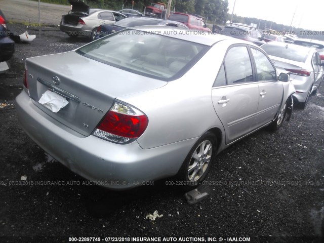 4T1BF30K55U618209 - 2005 TOYOTA CAMRY LE/XLE/SE 银色 照片 4