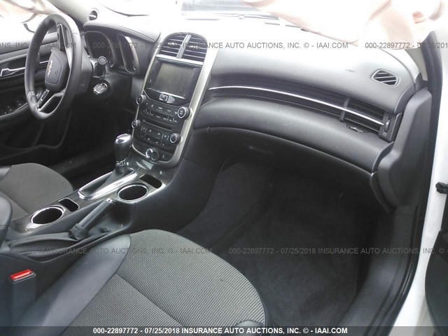 1G11C5SL8FF147701 - 2015 CHEVROLET MALIBU 1LT 白色 照片 5