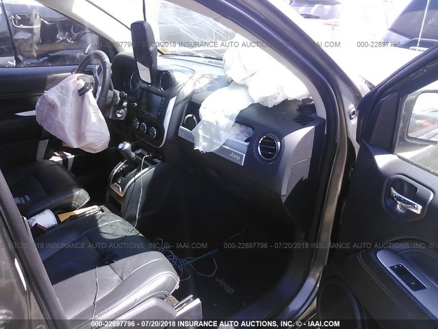 1C4NJDEB5FD333476 - 2015 JEEP COMPASS LATITUDE 绿色 照片 5