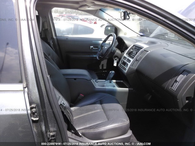 2FMDK4KC8ABA24620 - 2010 FORD EDGE LIMITED GRAY photo 5