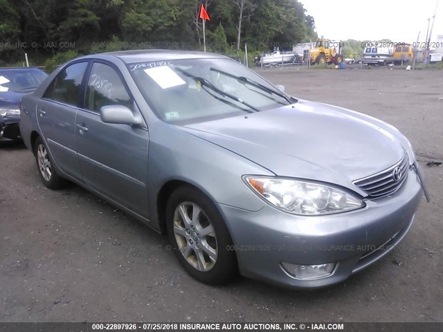 4T1BE30K96U693483 - 2006 TOYOTA CAMRY LE/XLE/SE Gümüş foto 1