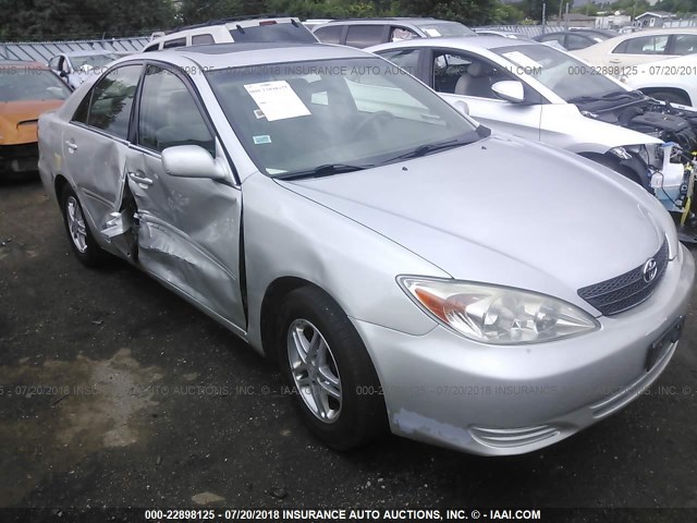 4T1BE32K73U644548 - 2003 TOYOTA CAMRY LE/XLE/SE ვერცხლისფერი ფოტო 1