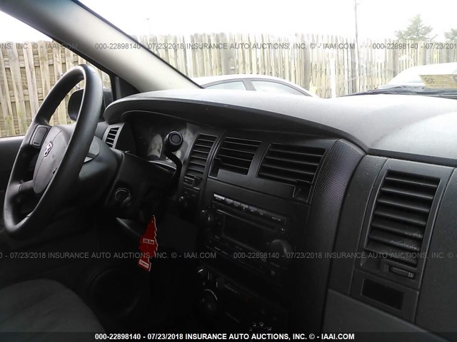 1D4HB38N75F524509 - 2005 DODGE DURANGO ST BURGUNDY photo 5