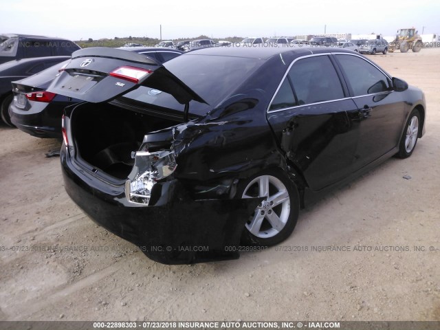 4T1BF1FK4EU320715 - 2014 TOYOTA CAMRY L/SE/LE/XLE 黑色 照片 4