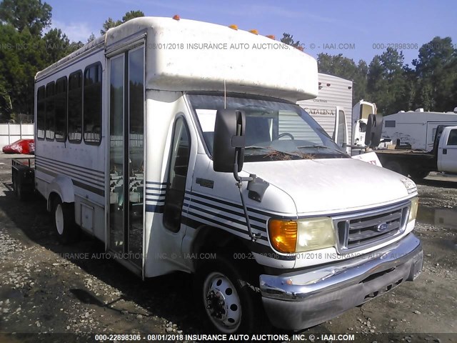 1FDWE35S55HA88118 - 2005 FORD ECONOLINE E350 SUPER DUTY CTWAY VAN WHITE photo 1