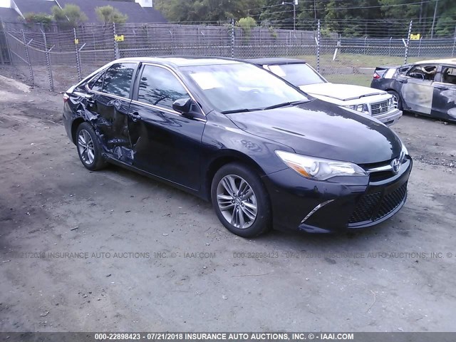 4T1BF1FKXGU129383 - 2016 TOYOTA CAMRY LE/XLE/SE/XSE BLACK photo 1