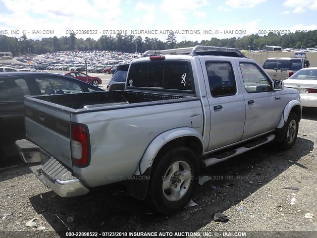 1N6ED27T3YC383445 - 2000 NISSAN FRONTIER CREW CAB XE/CREW CAB SE SILVER photo 4