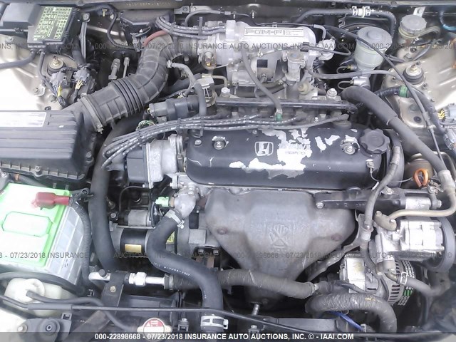 1HGCB7559PA181111 - 1993 HONDA ACCORD LX TAN photo 10