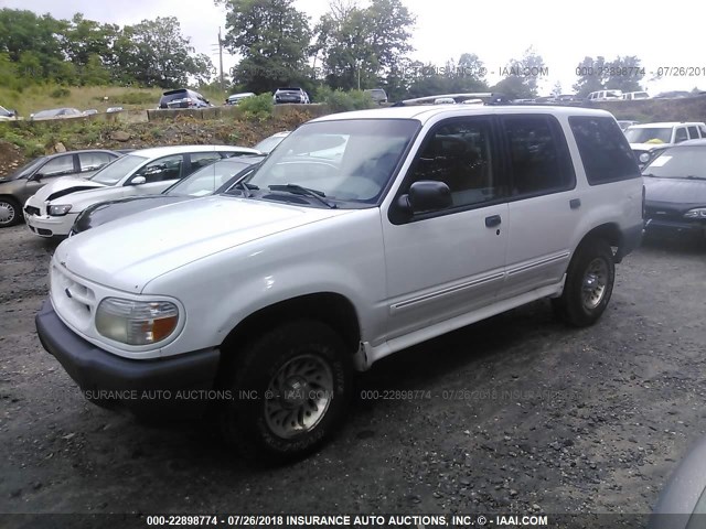 1FMZU72X6YZB68775 - 2000 FORD EXPLORER XLS WHITE photo 2