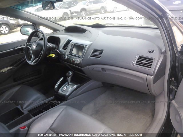 19XFA1F97AE019706 - 2010 HONDA CIVIC EXL 黑色 照片 5