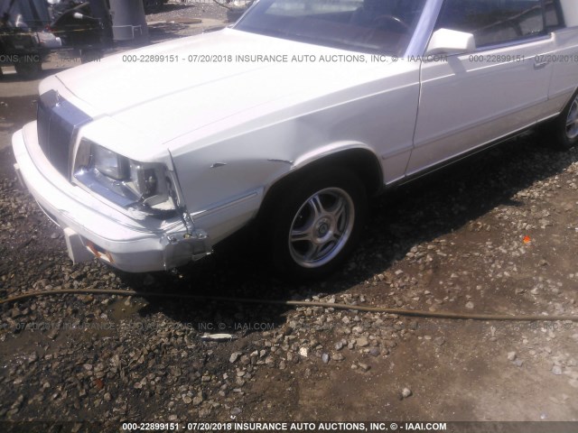 1C3BC55D3GG123340 - 1986 CHRYSLER LEBARON 白色 照片 6