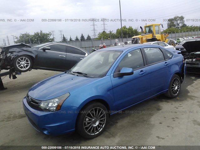 1FAHP3GN3BW125159 - 2011 FORD FOCUS SES BLUE photo 2