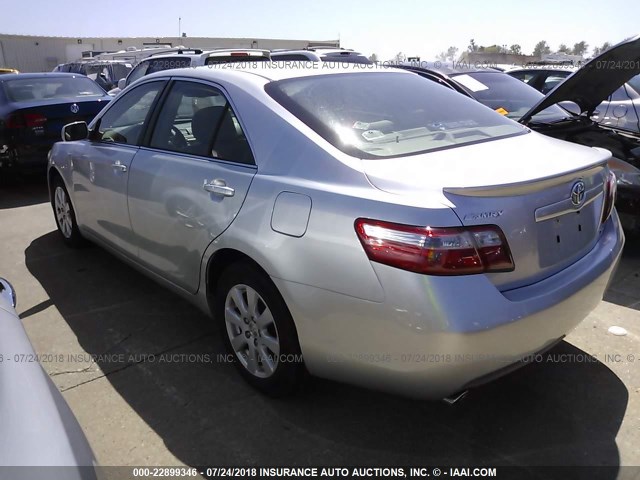 JTNBK46K173009748 - 2007 TOYOTA CAMRY NEW GENERAT LE/XLE/SE SILVER photo 3