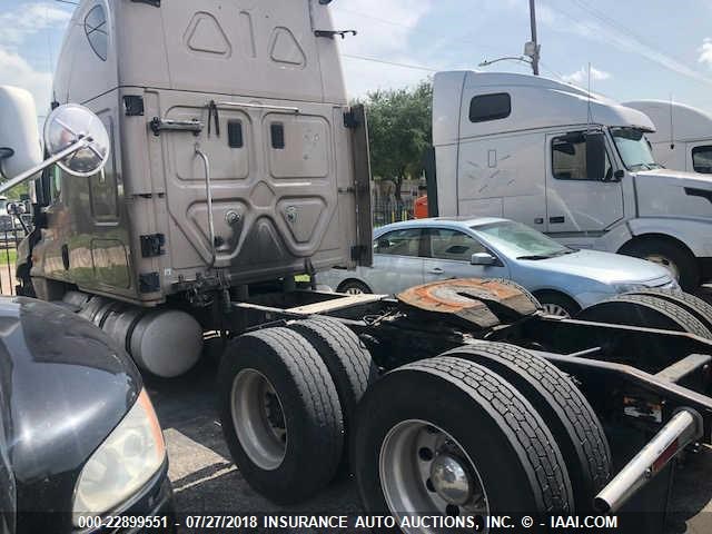 1FUJGLDR4CSBN0093 - 2012 FREIGHTLINER CASCADIA 125  Unknown photo 4