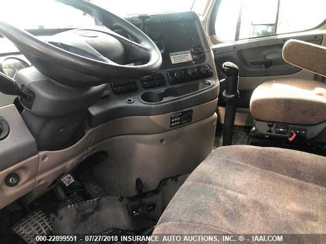 1FUJGLDR4CSBN0093 - 2012 FREIGHTLINER CASCADIA 125  Unknown photo 7