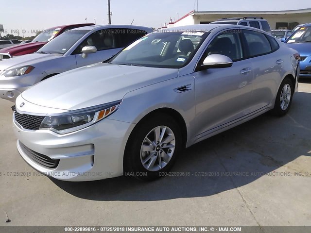 5XXGT4L31JG222355 - 2018 KIA OPTIMA LX/S SILVER photo 2