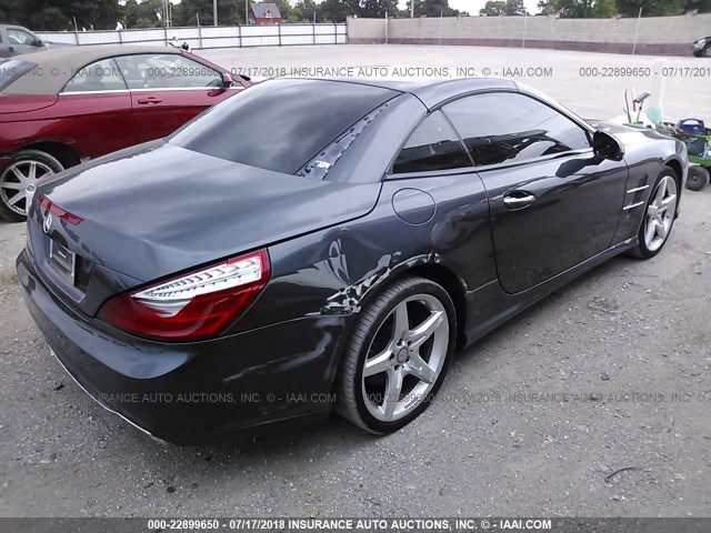 WDDJK7DA9DF014742 - 2013 MERCEDES-BENZ SL 550 GRAY photo 4