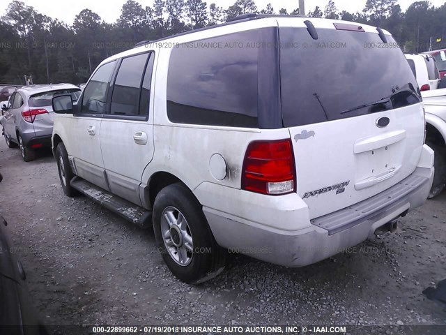 1FMRU15W93LB44157 - 2003 FORD EXPEDITION XLT WHITE photo 3