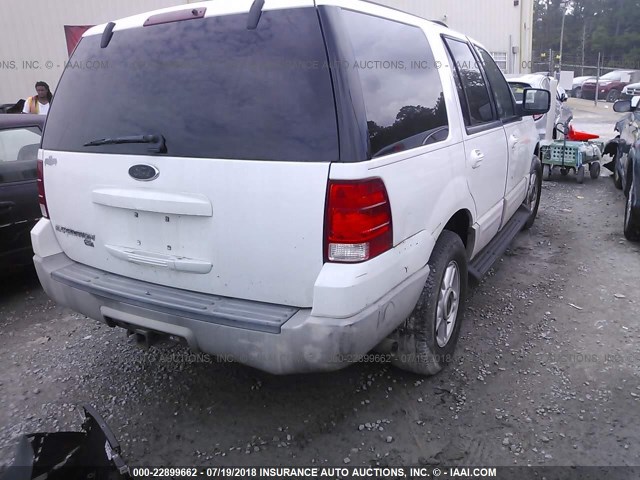 1FMRU15W93LB44157 - 2003 FORD EXPEDITION XLT WHITE photo 4