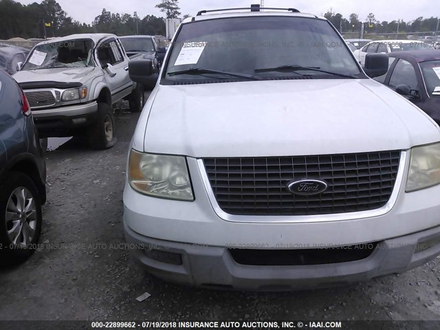 1FMRU15W93LB44157 - 2003 FORD EXPEDITION XLT WHITE photo 6