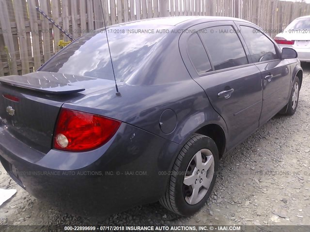 1G1AL58F587217203 - 2008 CHEVROLET COBALT LT GRAY photo 4