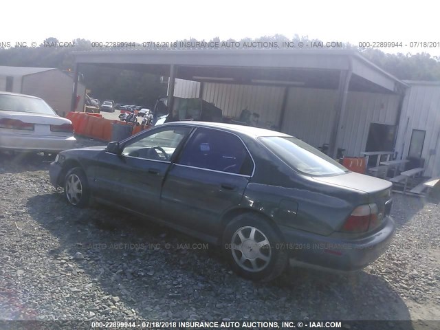 1HGCD5634VA227694 - 1997 HONDA ACCORD LX/EX GREEN photo 3