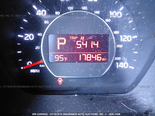 KNDJP3A54J7538074 - 2018 KIA SOUL + GRAY photo 7