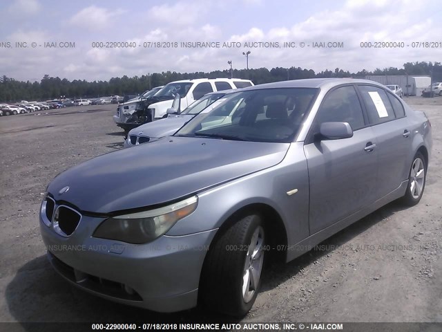 WBANF73586CG67846 - 2006 BMW 530 XI GRAY photo 2