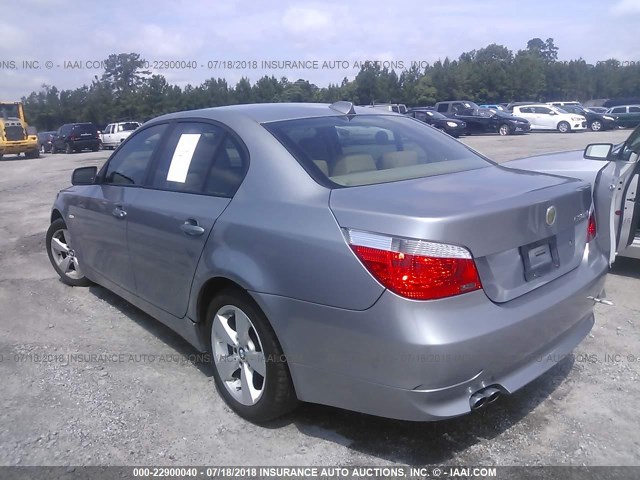 WBANF73586CG67846 - 2006 BMW 530 XI GRAY photo 3