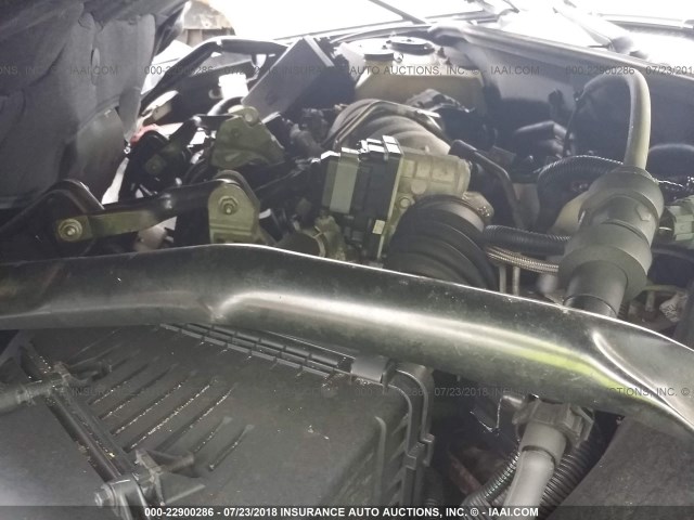 2G2WS522141128844 - 2004 PONTIAC GRAND PRIX GT2 შავი ფოტო 10