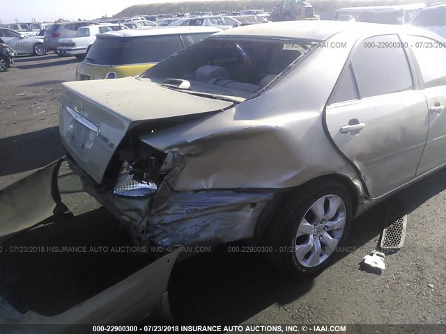 JTDBE32K140273688 - 2004 TOYOTA CAMRY LE/XLE GOLD photo 6