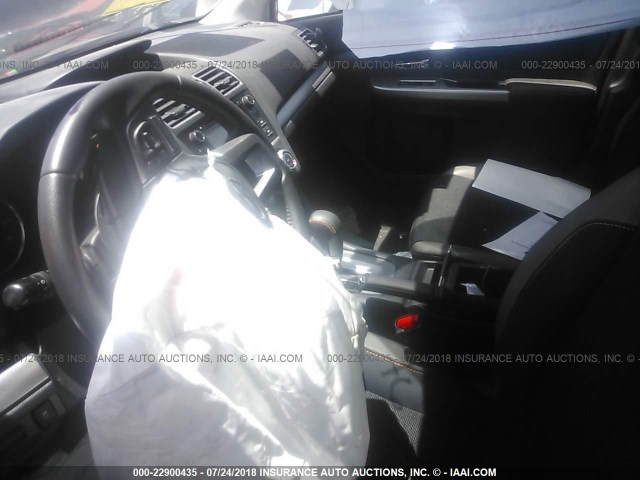 JF2GPABC3G8333393 - 2016 SUBARU CROSSTREK PREMIUM ნაცრისფერი ფოტო 5