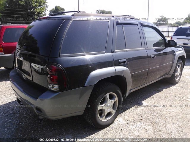 1GNDT33SX92111297 - 2009 CHEVROLET TRAILBLAZER LT BLACK photo 4