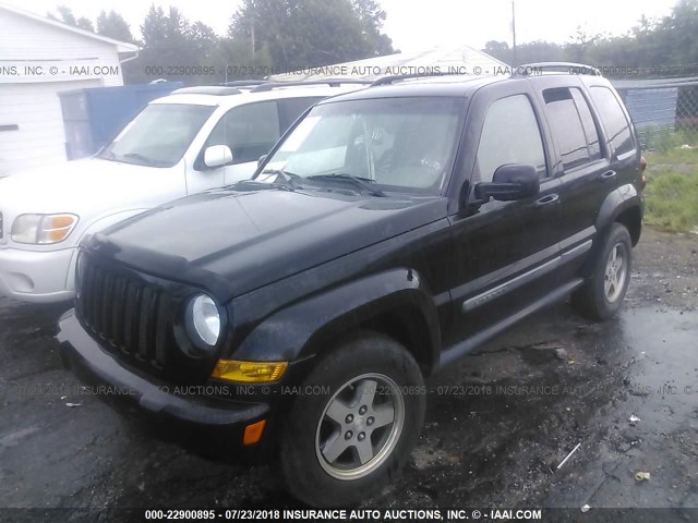 1J4GK38KX5W676924 - 2005 JEEP LIBERTY RENEGADE BLACK photo 2