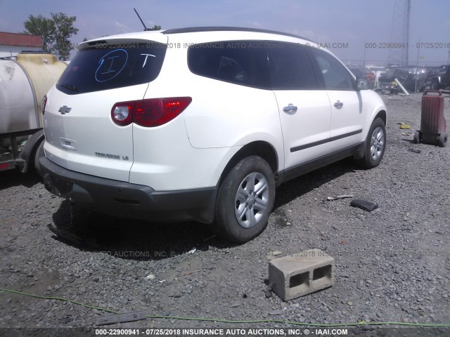 1GNKRFED5CJ164864 - 2012 CHEVROLET TRAVERSE LS WHITE photo 4