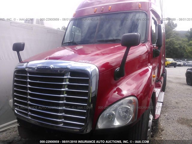 1FUJGLBG7CSBN0378 - 2012 FREIGHTLINER CASCADIA 125  Unknown photo 2