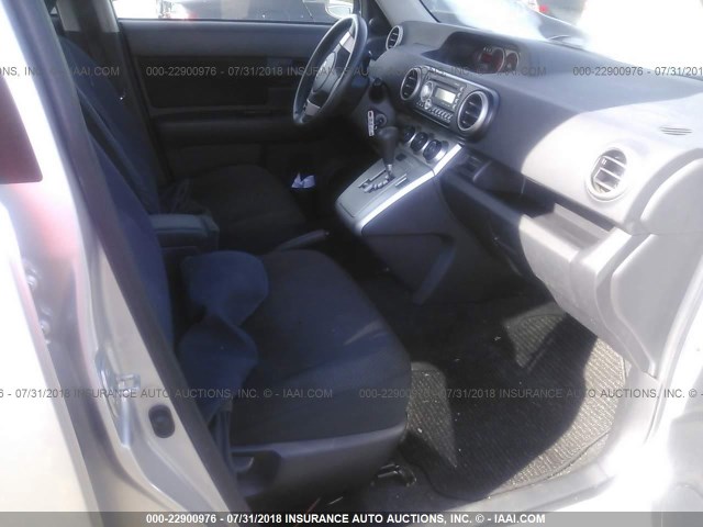 JTLZE4FEXA1106748 - 2010 TOYOTA SCION XB Gümüş foto 5