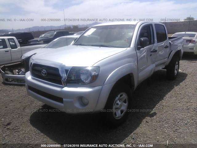 5TEJU62N55Z071979 - 2005 TOYOTA TACOMA DOUBLE CAB PRERUNNER SILVER photo 2