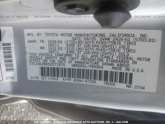 5TEJU62N55Z071979 - 2005 TOYOTA TACOMA DOUBLE CAB PRERUNNER SILVER photo 9