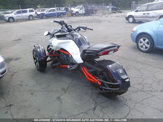 2BXRDCD20FV000787 - 2015 CAN-AM SPYDER ROADSTER F3/F3-S WHITE photo 3