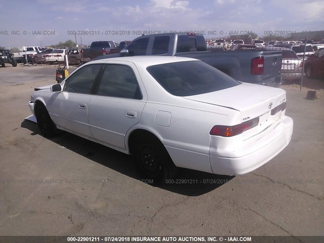 4T1BG22KXXU890665 - 1999 TOYOTA CAMRY CE/LE/XLE 白色 照片 3