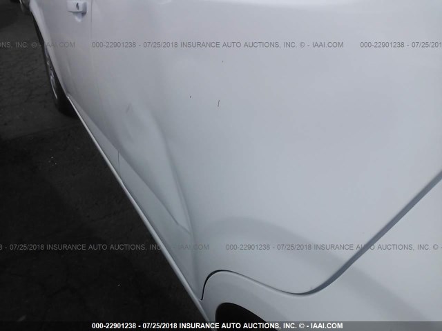 1G1JB6SH6C4119858 - 2012 CHEVROLET SONIC LS 白色 照片 6