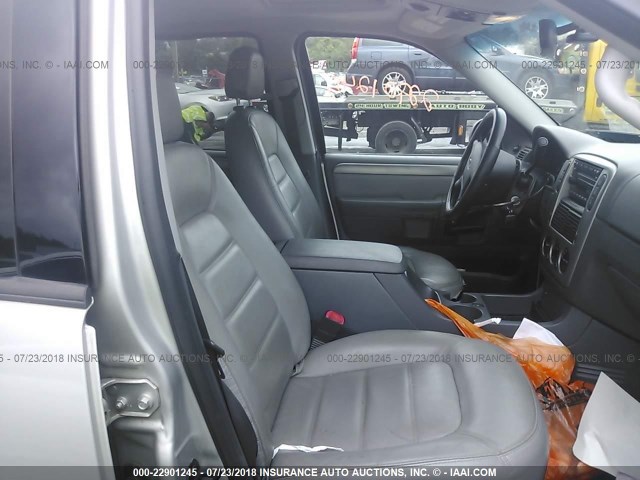 1FMZU73E05UB01062 - 2005 FORD EXPLORER XLT/XLT SPORT/NBX 银色 照片 5