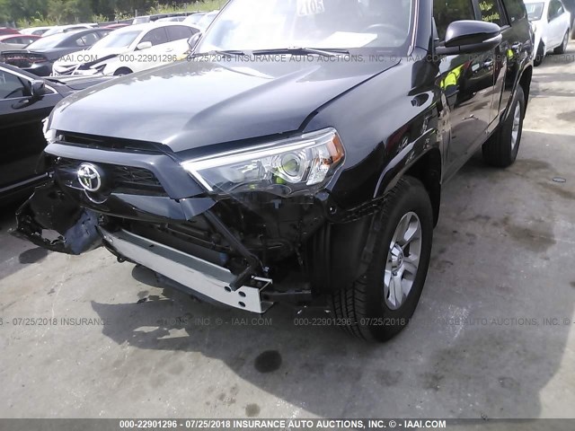 JTEBU5JR0J5537037 - 2018 TOYOTA 4RUNNER SR5 PREM/LTDL/TRAIL/TRD BLACK photo 2