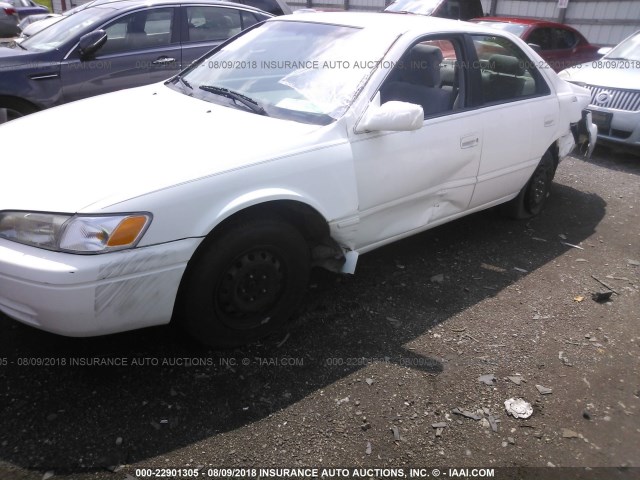 4T1BG22K7XU882314 - 1999 TOYOTA CAMRY CE/LE/XLE 白色 照片 6