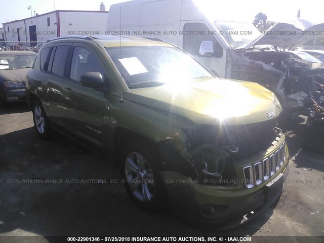 1C4NJCEB4CD640367 - 2012 JEEP COMPASS LATITUDE 绿色 照片 1