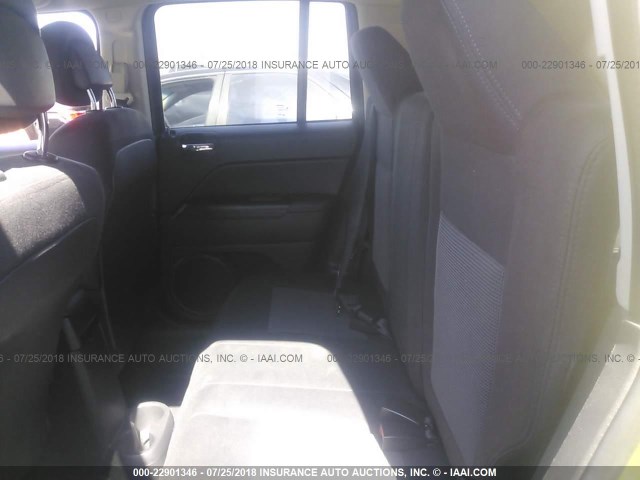 1C4NJCEB4CD640367 - 2012 JEEP COMPASS LATITUDE 绿色 照片 8