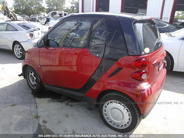 WMEEJ31X19K230195 - 2009 SMART FORTWO PURE/PASSION RED photo 3