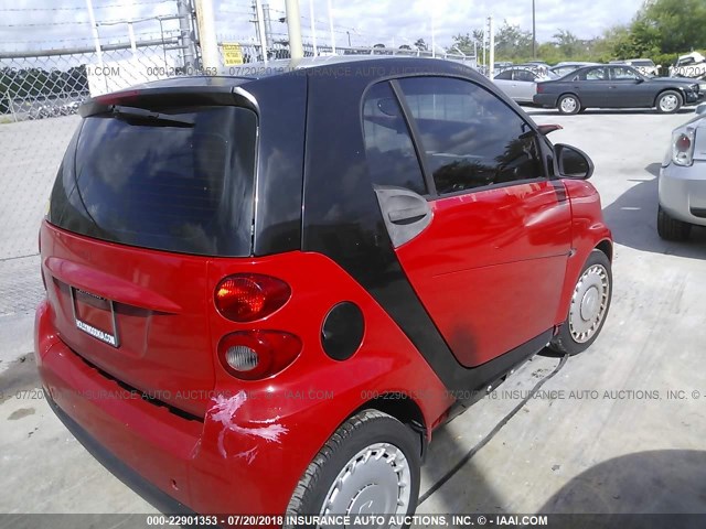 WMEEJ31X19K230195 - 2009 SMART FORTWO PURE/PASSION RED photo 4