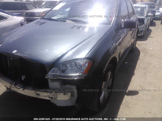 4JGBB8GB1BA686518 - 2011 MERCEDES-BENZ ML 350 4MATIC BLUE photo 2